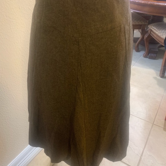 Brown Linen lined skirt - Picture 4 of 9